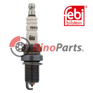 1 086 02100 Spark Plug Platinum